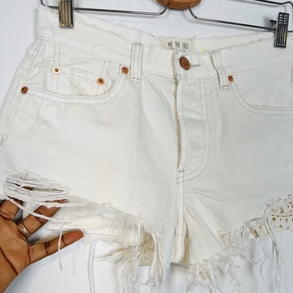 Free People Shorts Daisy Chain Lace Short - Picture 4 of 10